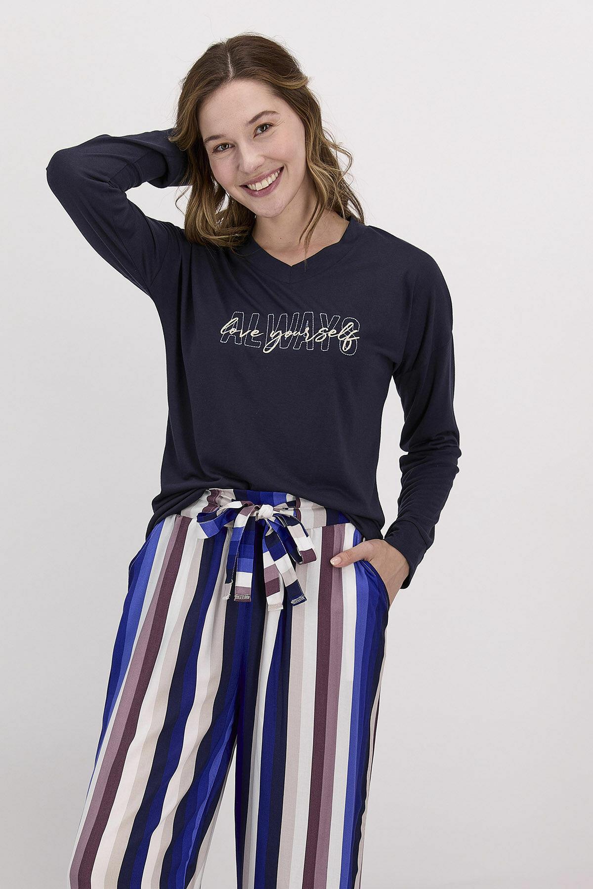 Arnetta 1481 Always Love Yourself Lacivert Kadın Uzun Kol Pijama Takımı - LACİVERT