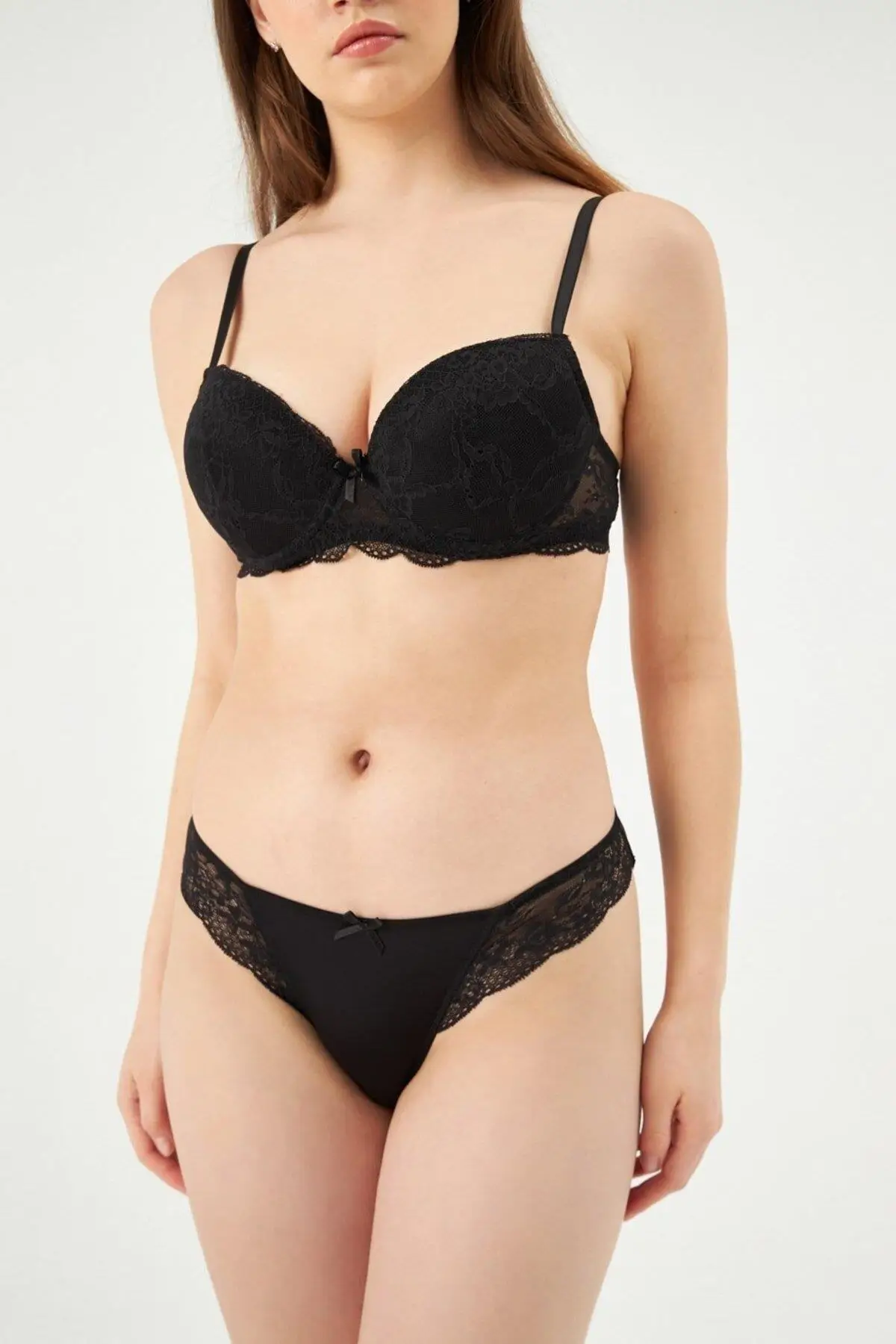 Eros 812 Kadın Yarı Push-up Yarı Destekli Sütyen Takım - SİYAH