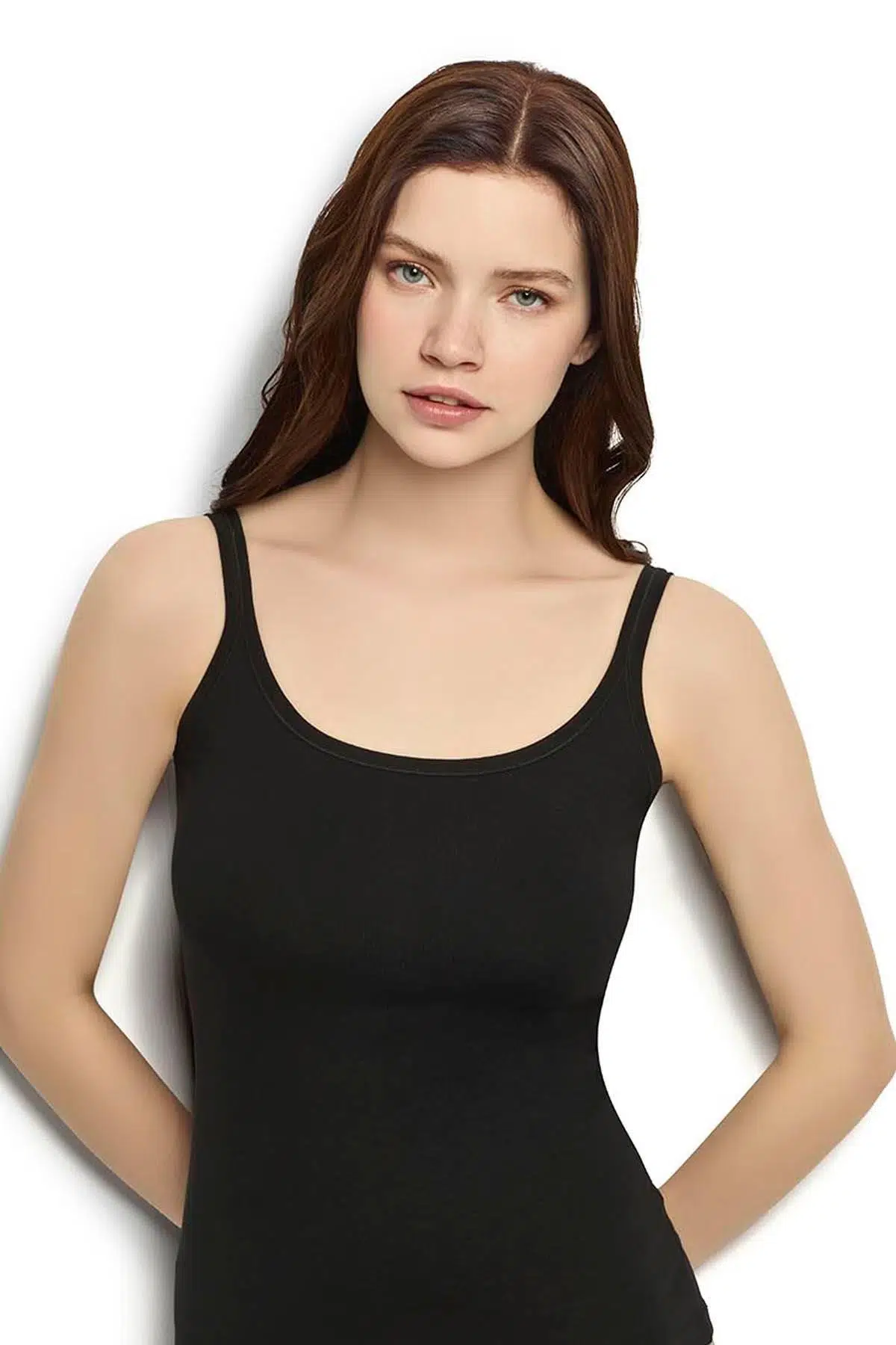 Jiber 528 Kadın Pamuklu Likralı Kalın Geniş Askılı Atlet - SİYAH