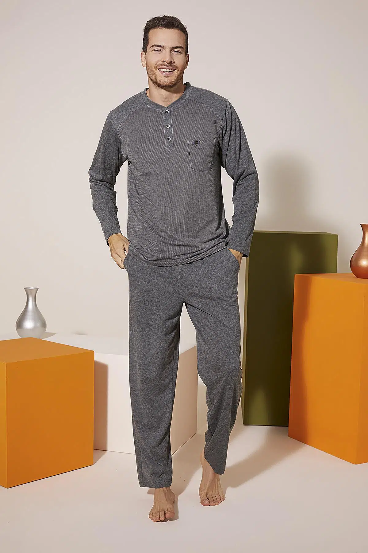 Kly 9206 Erkek Midi Yaka Omuz Parçalı Pijama Takım - ANTRASİT