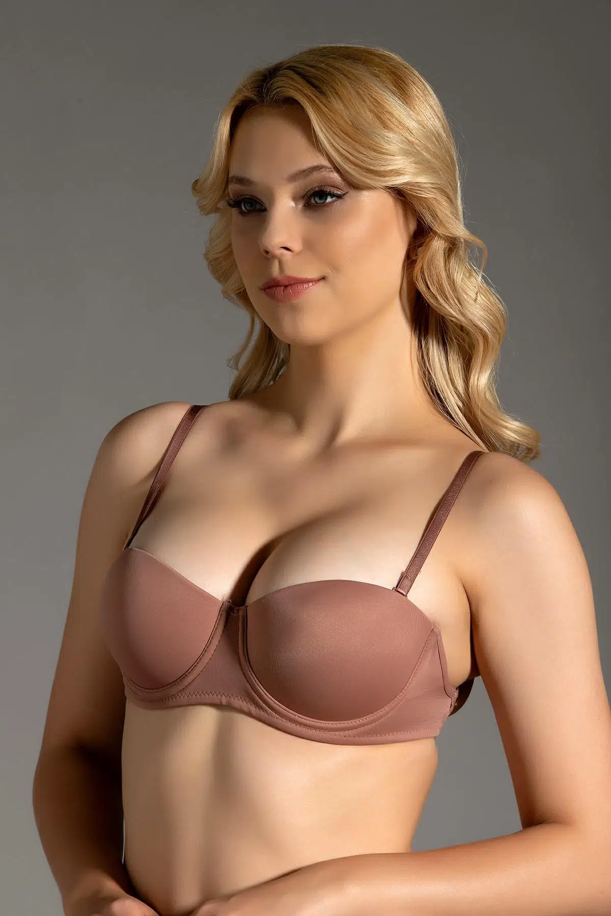 New Bra 8310 Kadın Sırtı Şeffaf Desteksiz Sütyen - EKRU