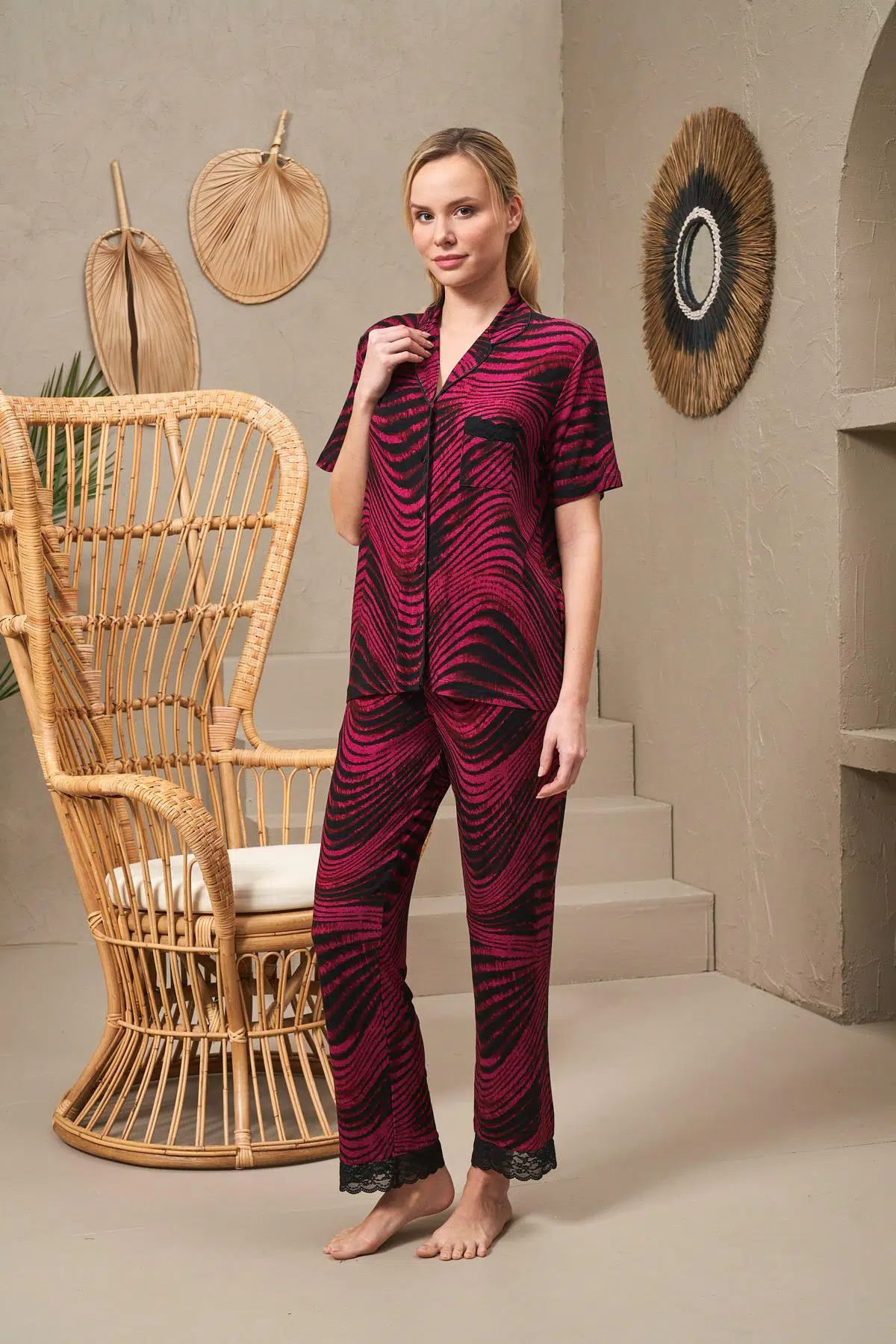 Pjs 25140 Kadın Yakalı Düğmeli Desenli Kısa Kollu Pijama Takım - BORDO