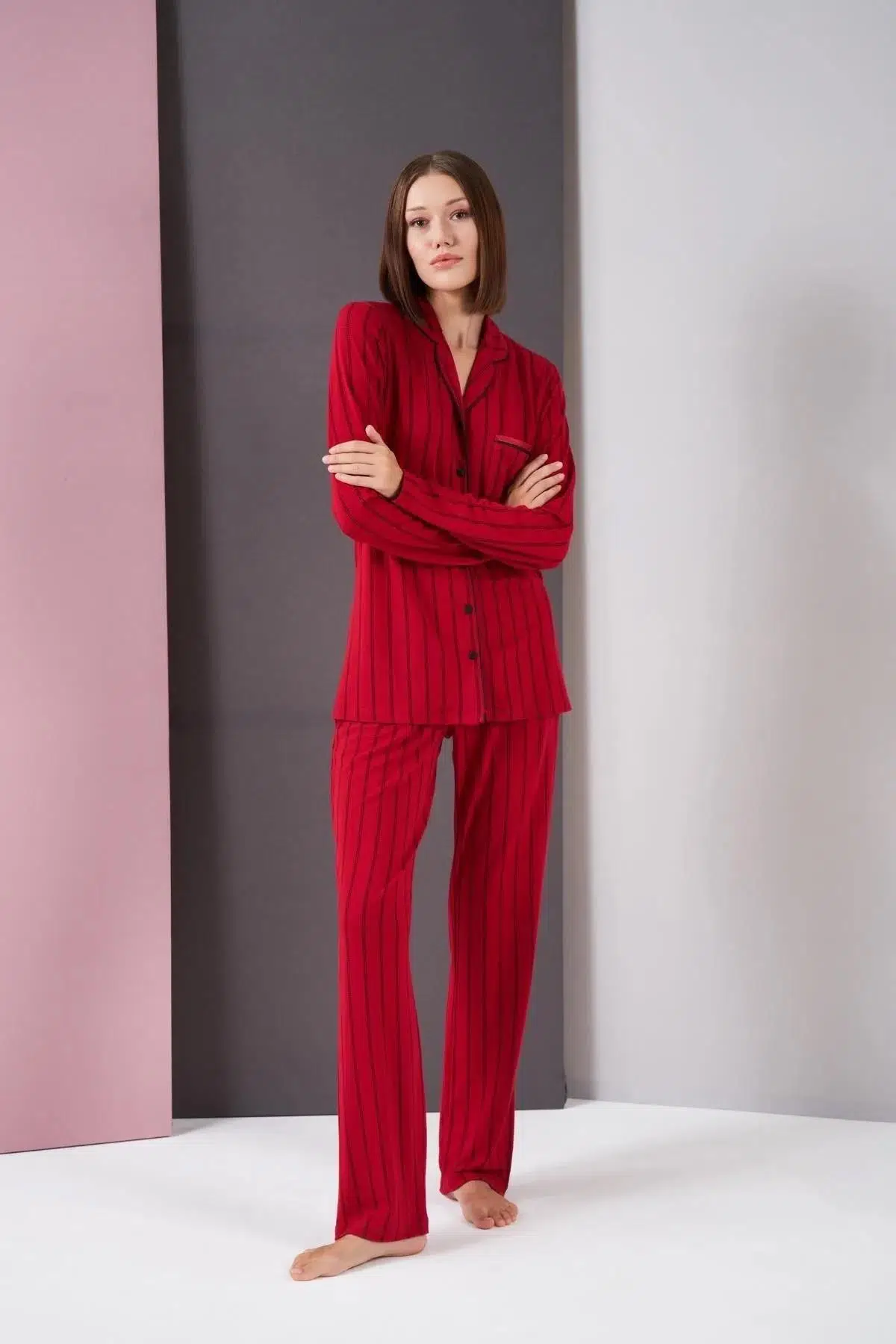 Pjs 26003 Kadın Boydan Patlı Düğmeli Balık Sırtı Çizgili Uzun Kol Pijama Takımı - BORDO