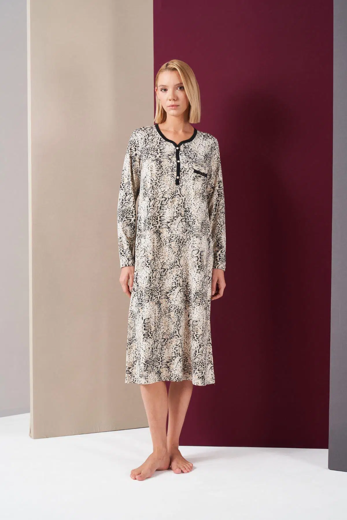 Pjs 26024 Kadın Patlı Dantel Detaylı Desenli Uzun Kol Gecelik - DESENLİ