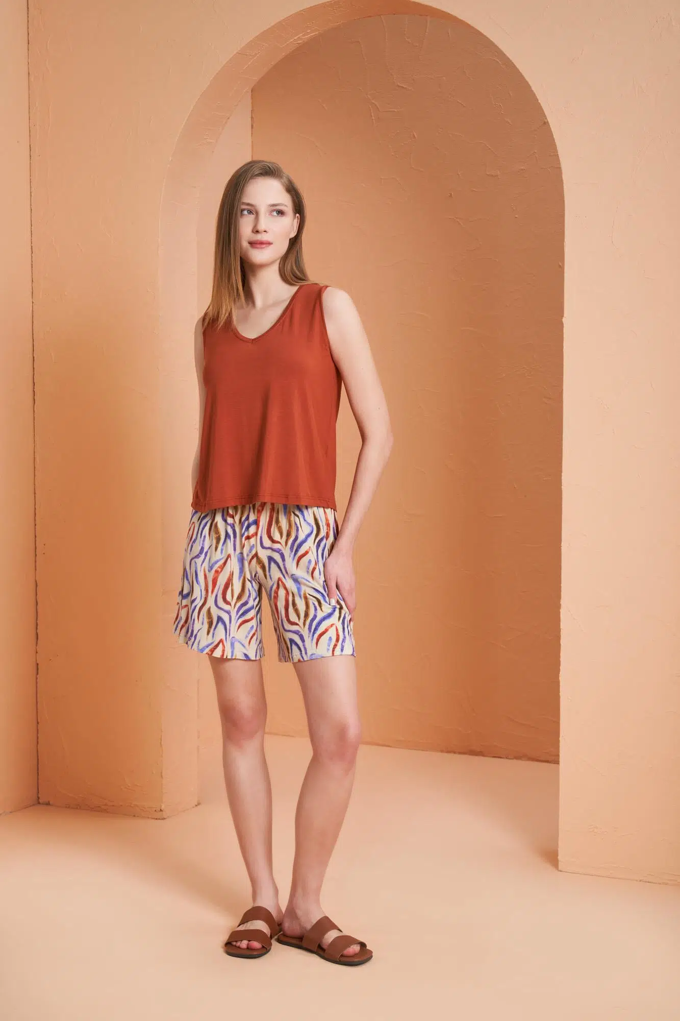 Pjs Kadın Desenli Kiremit V Yaka Sıfır Kol Şortlu Pijama Takım - KREMİT