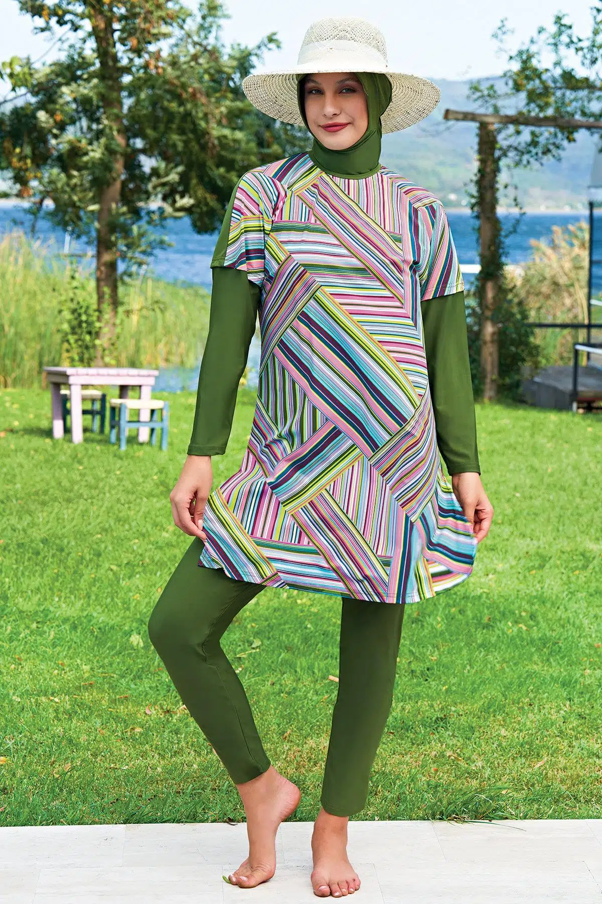 Ruko Maio 2411-1 Desenli Lycra Su İtici ve Çabuk Kuruyan Kumaş Tesettür Mayo - YEŞİL