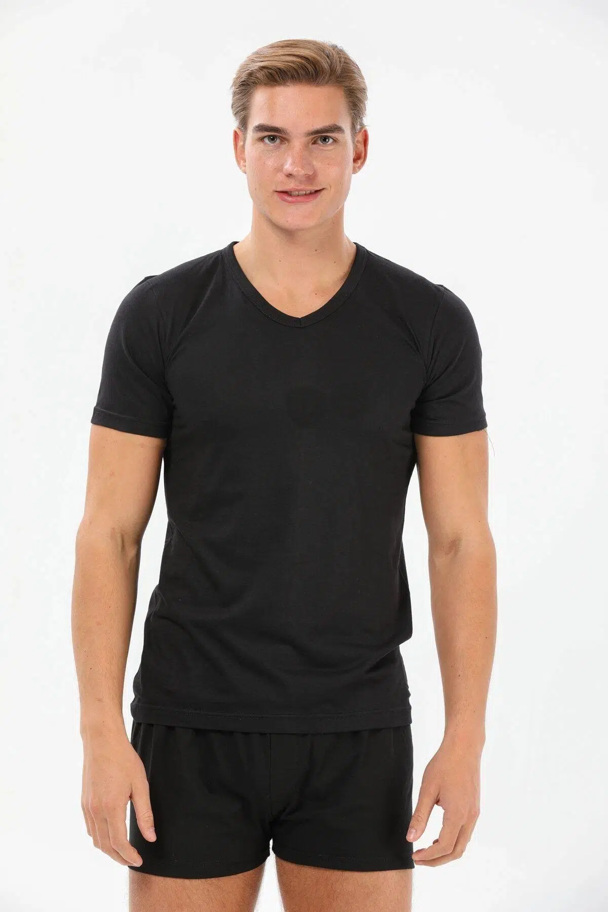 Yıldız 127 Erkek Siyah V Yaka Süper İnce Modal Pamuk Terletmez Kısa Kollu Tshirt - SİYAH