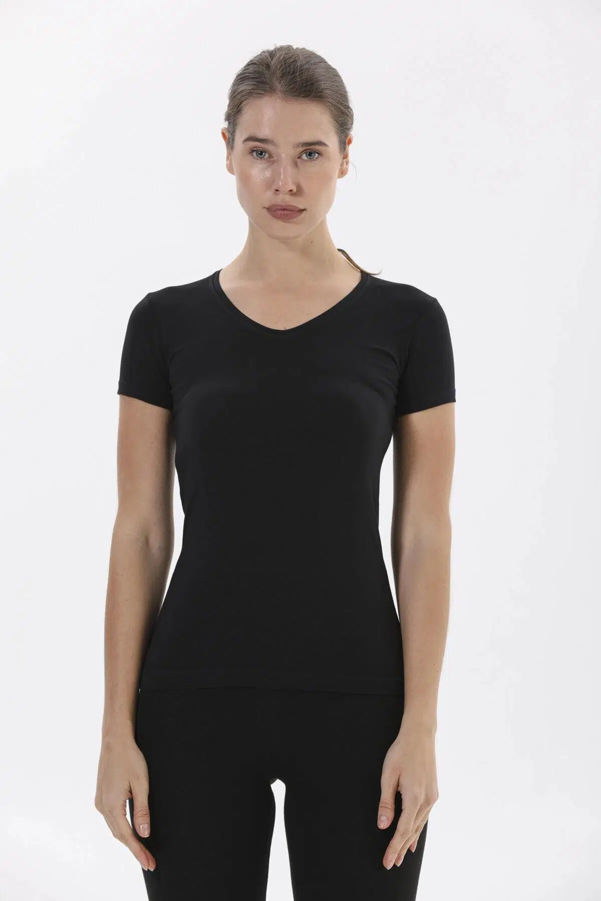 Yıldız 2371 Kadın V Yaka Siyah Kısa Kollu T-shirt - SİYAH